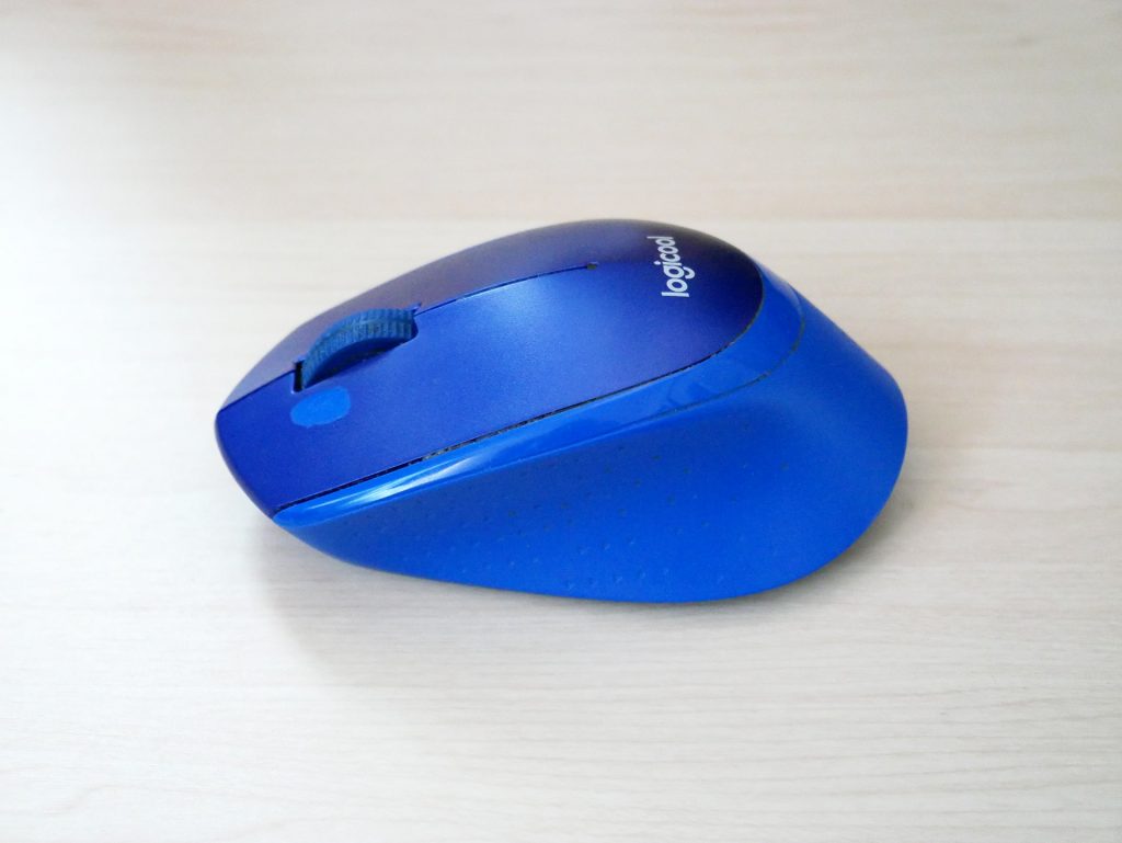 横から見たLogicool M330