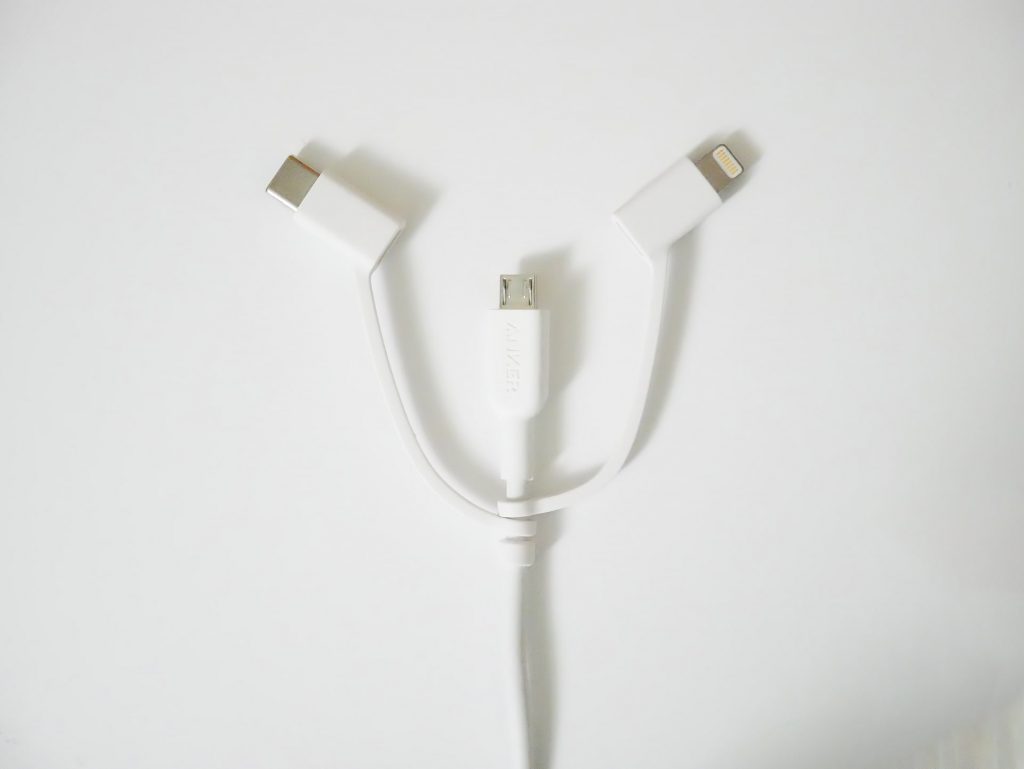 Anker PowerLine ll 3-in-1 ケーブル端子