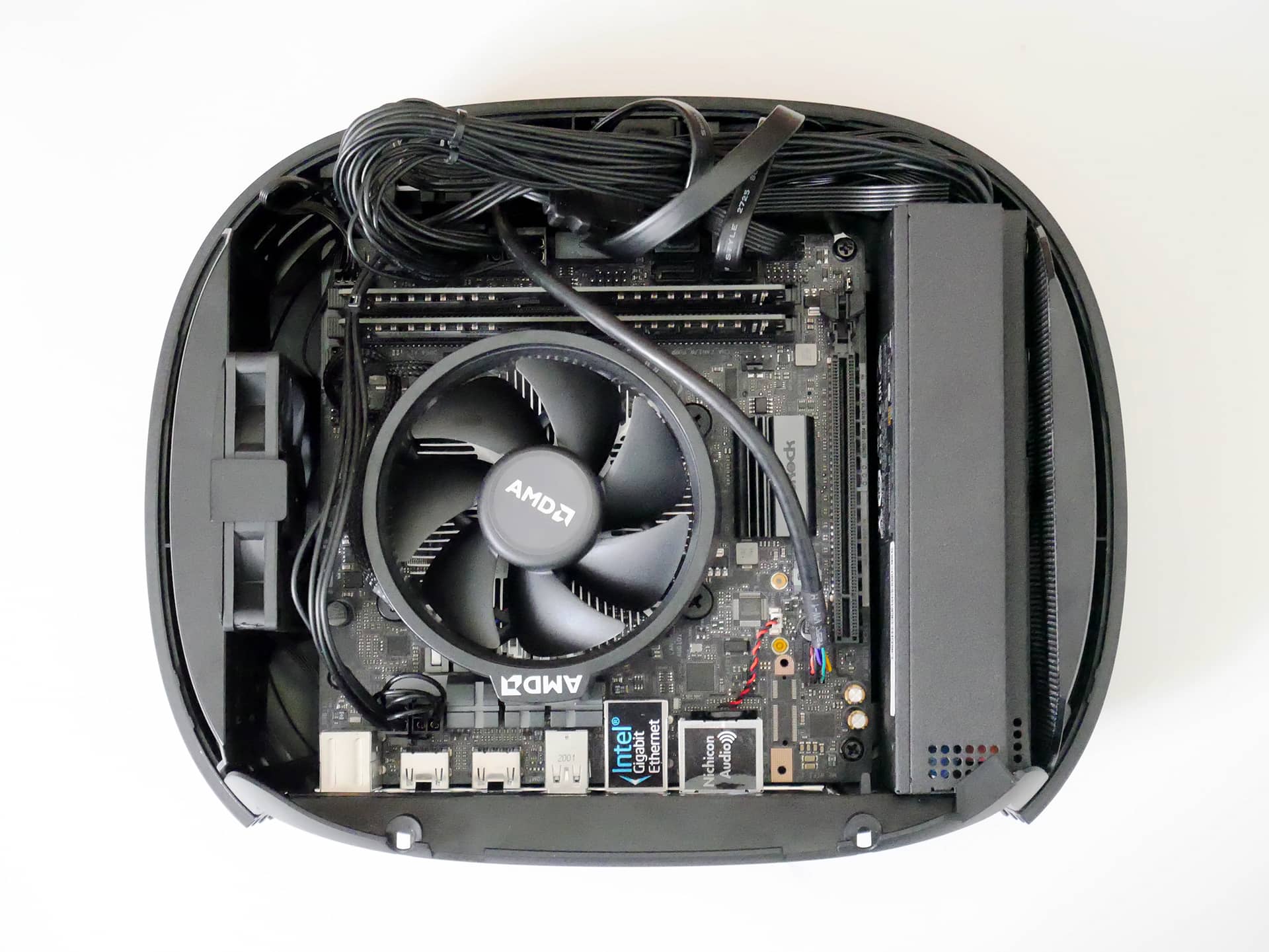 INWIN B1 CS-B1BLK-PS200W 小型ケース www.sudouestprimeurs.fr