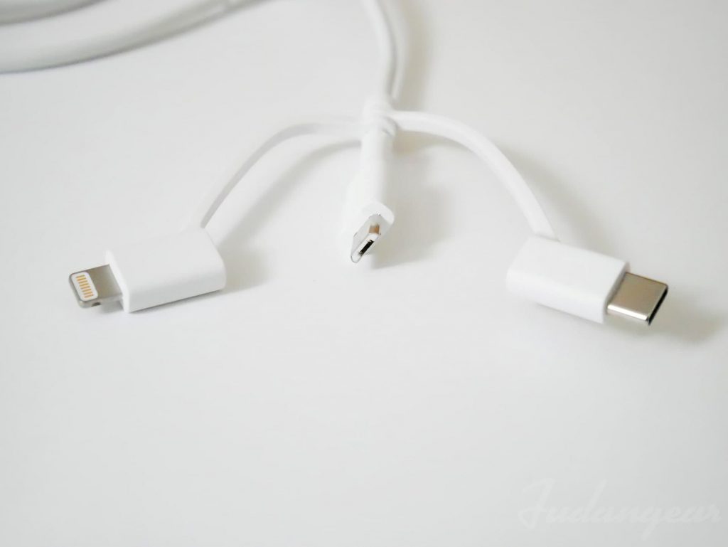 Lightning,MicroUSB,USB-C端子