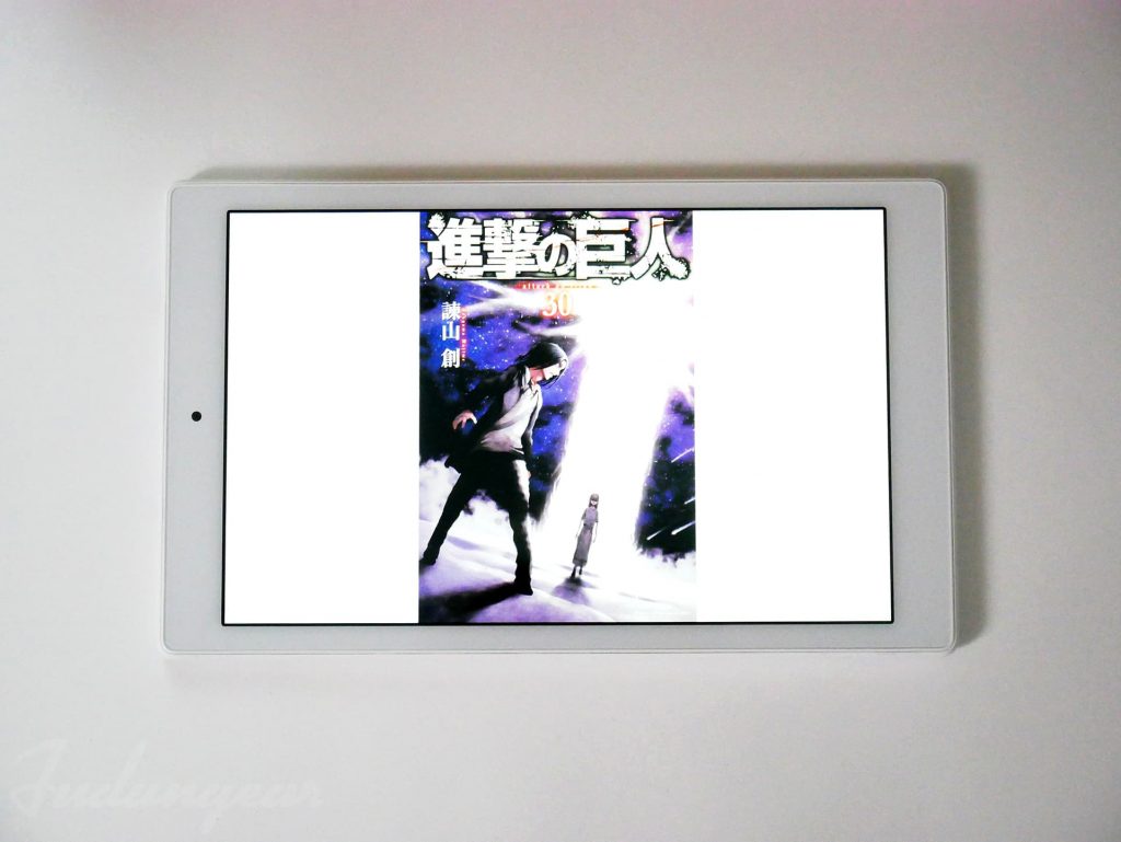 Fire HD 10 タブレット（第9世代）で進撃の巨人表紙を表示した状態
